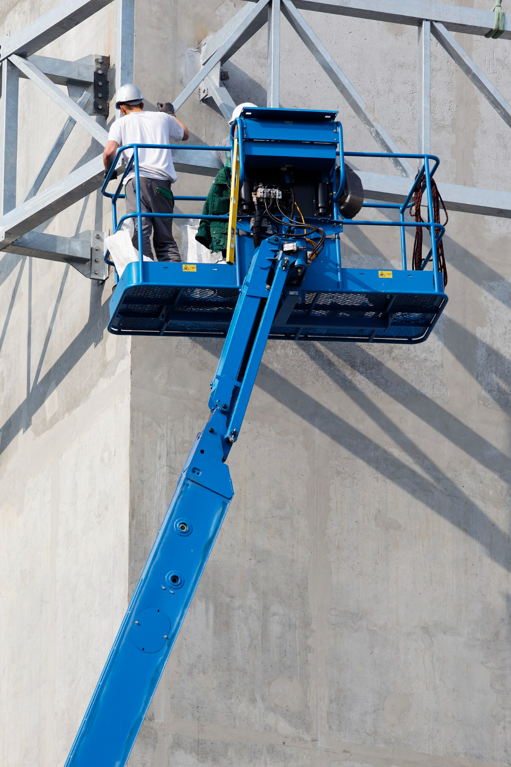 Lifts & Hoists